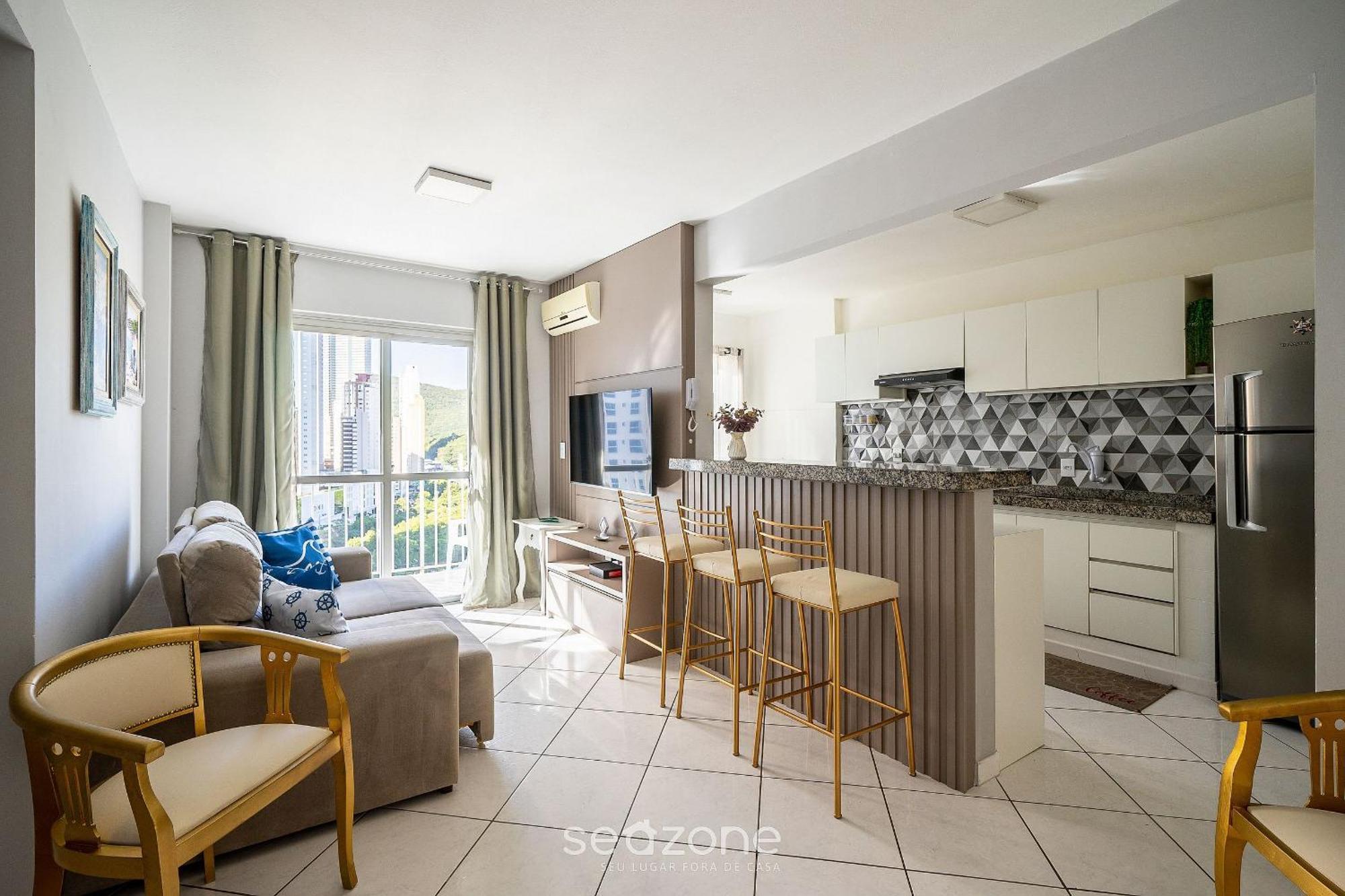 Apto Prox A Em Balneario Camboiu Esd143 *